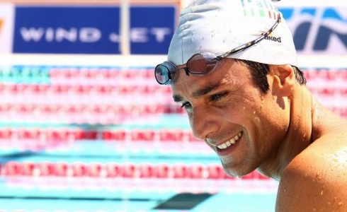 ASCOLTI TV DI MERCOLEDI 2 MARZO 2011: BOOM PER COME UN DELFINO (27%), FLOP PER OPERAZIONE VALCHIRIA (9.8%). L’ISOLA DEI FAMOSI FERMA AL 12.76%, CHI L’HA VISTO AL 12.68%.