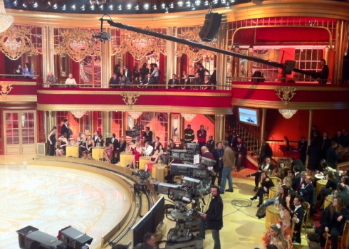 ASCOLTI TV DI SABATO 16 APRILE 2011: BALLANDO VINCE CON IL 24.24%, LA CORRIDA SALUTA CON IL 19.57%.