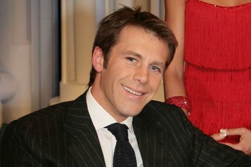 ISOLA DEI FAMOSI 8: LO SBARCO DI EMANUELE FILIBERTO (NUDO O VESTITO?) SARA’ PREMIATO DAGLI ASCOLTI O SI RIVELERA’ UN BOOMERANG? STASERA SI CHIUDE ALLE 23.30.