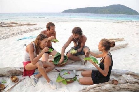 ISOLA DEI FAMOSI 8: I NAUFRAGHI IN LACRIME LASCIANO PER SEMPRE CAYO PALOMA. DAL CAMPO DI BATTAGLIA E’ TUTTO.