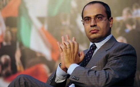 PARAGONE CONTRO LIOFREDI: SUI PALINSESTI ESTIVI SI INFIAMMA IL CONFRONTO TRA I VERTICI DI RAI2