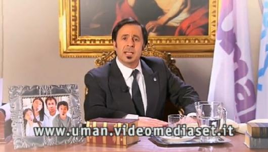 UMAN: IL MAGO FOREST NEI PANNI DI SILVIO BERLUSCONI PER LANCIARE UN APPELLO AL PUBBLICO