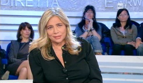 MARA VENIER APRE COMMOSSA LA VITA IN DIRETTA: “NESSUNO PRENDERA’ IL POSTO DI LAMBERTO”