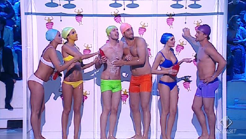 UMAN TAKE CONTROL: SIRIA NON PUO’ RIENTRARE, DENTRO BAMBOLA RAMONA E VERIDIANA MALLMAN