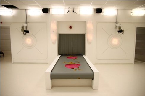 UMAN TAKE CONTROL: TUTTO PRONTO PER L’INIZIO. CHI ENTRERA’ NEL LABORATORIO?