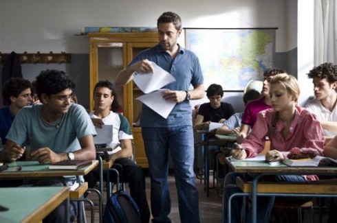 I LICEALI SCAMPANO LA SOPPRESSIONE