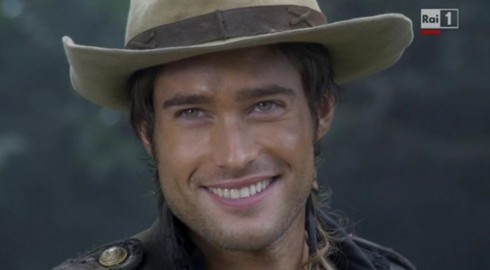 ALBATROSS ENTERTAINMENT: TRA IL SUCCESSO DI TERRA RIBELLE E IL FLOP DE L’OMBRA DEL DESTINO, ARRIVANO IL RESTAURATORE E LA BIOGRAFIA DI EVITA PERON