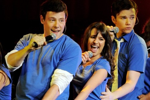 GLEE: TRE ADDII NELLA TERZA STAGIONE. E A SETTEMBRE LO SPETTACOLO SBARCA AL CINEMA IN 3D