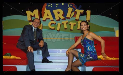 AMARCORD, LA TV CHE APRIVA PER FERIE: MARITI IN CITTA’