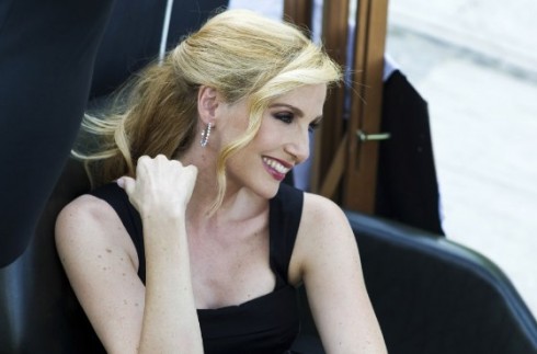 LORELLA CUCCARINI E’ IL PRIMO GIUDICE DI STAR ACADEMY