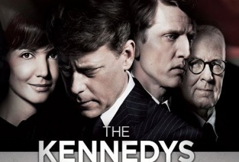 THE KENNEDYS: LA MINISERIE SULLA DINASTIA AMERICANA DA STASERA SU LA7. ALLE 19 SPECIALE “LE RELAZIONI PERICOLOSE DI JFK”