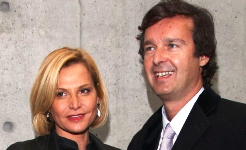 SIMONA VENTURA ‘BENEDICE’ PAOLA PEREGO ALL’ISOLA: ‘HA UNA GRANDISSIMA ESPERIENZA. OTTIMA PROFESSIONISTA’