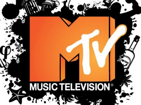 MTV COMPIE OGGI 30 ANNI: IL CANALE NON E’ PIU’ QUELLO DI UN TEMPO? IL RICORDO NOSTALGICO DEI VOLTI STORICI