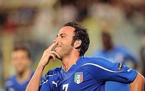 ASCOLTI TV DI MARTEDI 6 SETTEMBRE 2011: BOOM PER LA NAZIONALE (7,5MLN – 30.4%) CHE DOPPIA CANALE5 AL 15.2%. BONOLIS AL 19.3%, L’EREDITA’ AL 20.4%