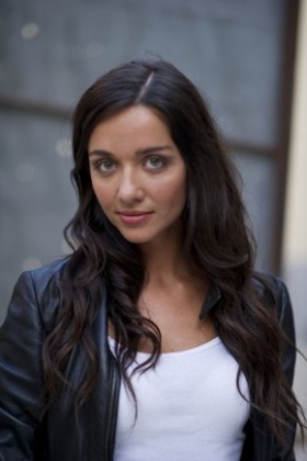 NICOLE PELIZZARI E’ LA NUOVA INVIATA DI MISTERO. LUCA TIRABOSCHI: “ITALIA 1 VUOLE RECUPERARE LA SUA VOCAZIONE DI TALENT SCOUTING”