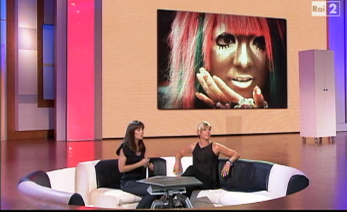 QUELLI CHE IL CALCIO: VICTORIA CABELLO E IL PALLONE IN SALSA IENE…