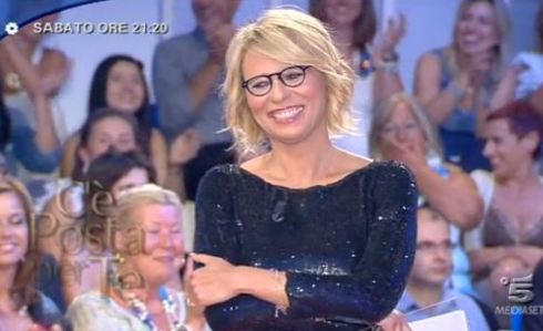 ASCOLTI TV DI SABATO 24 SETTEMBRE 2011: VINCE C’E’ POSTA PER TE (23.95%-4,6 MLN), TI LASCIO UNA CANZONE AL 20.32% (4,3 MLN)