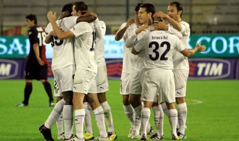 ASCOLTI SATELLITE DI DOMENICA 30 OTTOBRE 2011: SOLTANTO 793.000 SPETTATORI PER IL POSTICIPO CAGLIARI-LAZIO E 1,2MLN PER LE GARE DEL POMERIGGIO