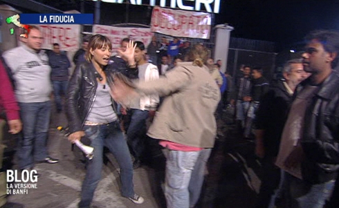 BLOG – LA VERSIONE DI BANFI: OPERAI AGGREDISCONO IN DIRETTA LA TROUPE DI RETE4