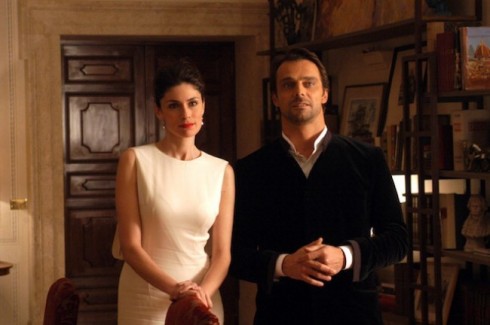 IL TELECOMANDO, LA GUIDA TV DI DM: 12 OTTOBRE 2011. PARTE UN AMORE E UNA VENDETTA, CHI L’HA VISTO SI ALLUNGA E SFIDA LE IENE