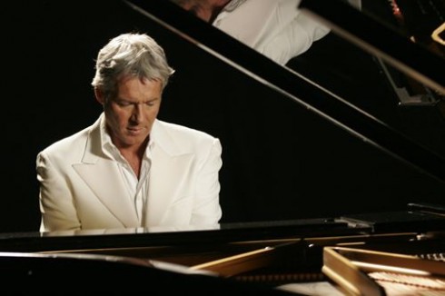 FERMI TUTTI! CLAUDIO BAGLIONI (PER TUTTA LA PUNTATA), JARABE DE PALO E NEK NELLA SECONDA PUNTATA DI STAR ACADEMY