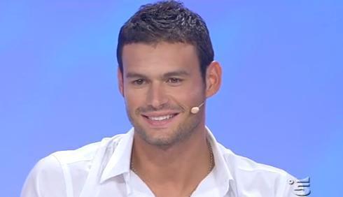 UOMINI E DONNE: LE CORTEGGIATRICI ELIMINANO RICCARDO. CRISTIAN SI SALVA