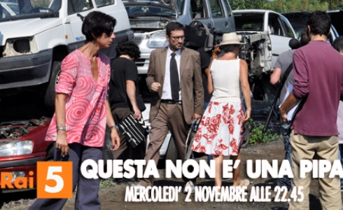 QUESTA NON E’ UNA PIPA: PIETRANGELO BUTTAFUOCO E LA METAFISICA DEGLI OGGETTI SU RAI 5