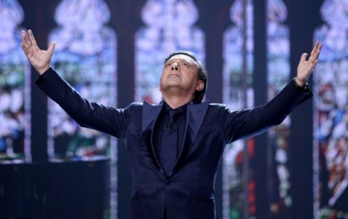 CHIAMBRETTI MUZIK SHOW: PIERINO PUNTA TUTTO SULL’ESCLUSIVA DELLA PAUSINI. MA LAURA ANDRA’ ANCHE DA MARIA.