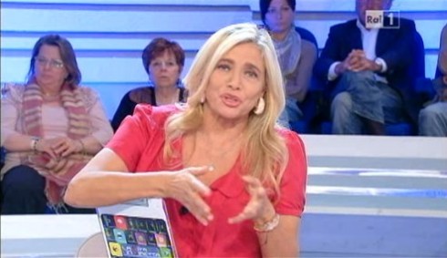 IL TATUAGGIO CON LA FACCIA DI ZIO MICHELE FA INFURIARE LA VENIER, E DIACO SI SCHIERA CONTRO “GLI SCIACALLI DELL’INFORMAZIONE”