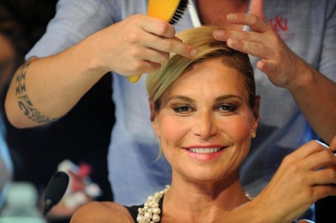 SIMONA VENTURA: GENERALISTA IN CRISI? HO TOLTO LA GAMBA PRIMA DEL DISASTRO