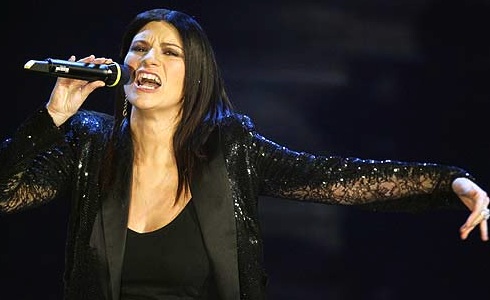 LAURA PAUSINI: VOGLIO CONDURRE IL FESTIVAL DI SANREMO E UN ONE WOMAN SHOW, IN PASSATO HO DOVUTO RIFIUTARLI
