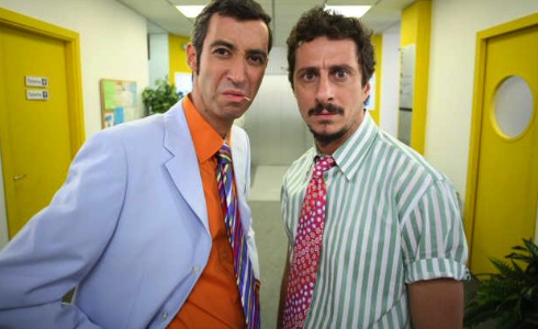 CAMERA CAFE’: LUCA E PAOLO TORNANO NEL PRIME TIME DI ITALIA 1 CON LA SESTA STAGIONE