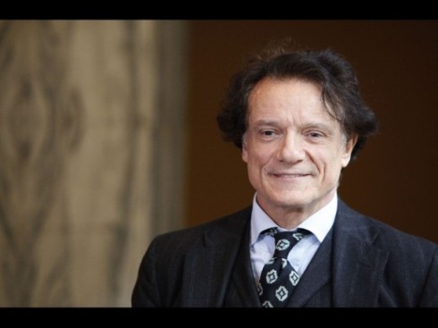 QUESTI FANTASMI: STASERA SU RAI 1 IL TEATRO DI EDUARDO CON MASSIMO RANIERI