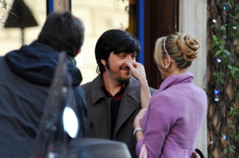 ASCOLTI TV DI DOMENICA 20 NOVEMBRE 2011: VINCE TUTTI PAZZI PER AMORE, DISTRETTO (14.46%) DI POCO SOPRA REPORT (13.85%). ALE E FRANZ AL 7.77%. BONOLIS SOPRA CONTI, CUCCARINI STACCA PANICUCCI. QUELLI CHE RISALE AL 10%