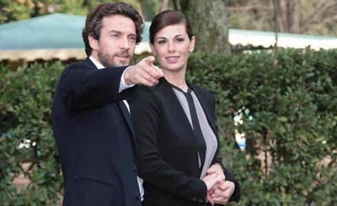 I CERCHI NELL’ACQUA: MISTERO E SENTIMENTO CON ALESSIO BONI E VANESSA INCONTRADA DA QUESTA SERA SU CANALE5