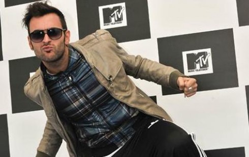 MENGONI, J-AX E MARRACASH NEL PALINSESTO FESTIVO DI MTV.