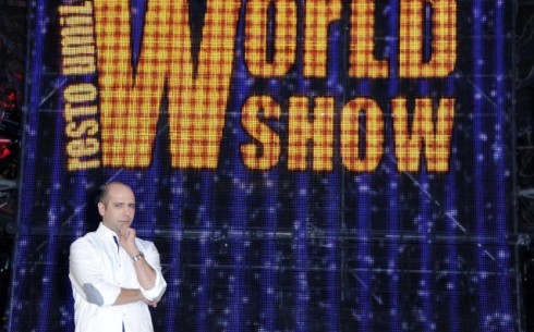 IL TELECOMANDO, LA GUIDA TV DI DM: 9 DICEMBRE 2011. IL GRAN FINALE DEI MIGLIORI ANNI OSPITA ALESSANDRA AMOROSO, SU CANALE5 TORNA ZALONE.