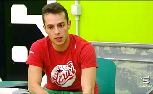 AMICI: QUINTA PUNTATA LIVE SU DM. LA SQUADRA GIALLA PERDE