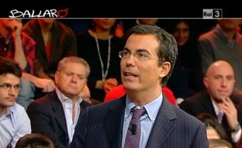 ASCOLTI TV DI MARTEDI 13 DICEMBRE 2011: DOMINA BALLARO’ (21.34%), ‘TUTTI PAZZI’ SI DIFENDE COME PUO’ (15.79%-17.67%), BACIATI DALL’AMORE AL 9.90%. THE MONEY DROP CALA AL 20.18%