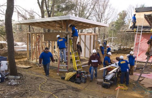 FERMI TUTTI! MISSIONE CASA IN ONDA SENZA CONDUZIONE