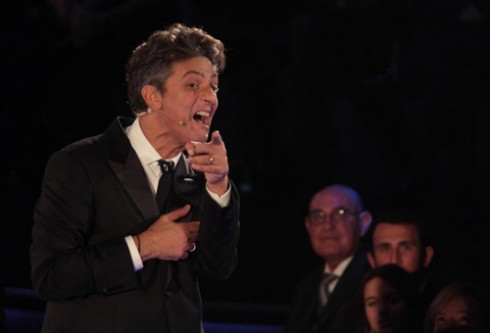 FIORELLO SALUTA IL PUBBLICO… E IL PUBBLICO SALUTA IL GRANDE FRATELLO?