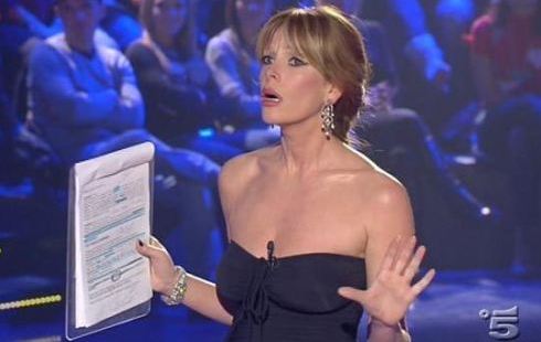 ASCOLTI TV DI LUNEDI 23 GENNAIO 2012: GRANDE FRATELLO (4,2MLN – 19.34%) TORNA A VINCERE, RAI1 SI FERMA AL 13.3%. SOLO IL 6.2% PER FAZIO