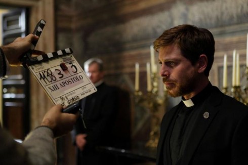 L’ULTIMA DEL TREDICESIMO APOSTOLO SI SPOSTA AL MARTEDI, CENTOVETRINE IN ONDA ANCHE IL 5 FEBBRAIO