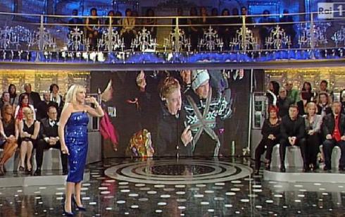 ASCOLTI TV DI VENERDI 6 GENNAIO 2012: LA PROVA DEL CUOCO (24.02%) SURCLASSA TUTTI, CANALE 5 ALL’11.14%, BENE GLI ARISTOGATTI (13.03%)