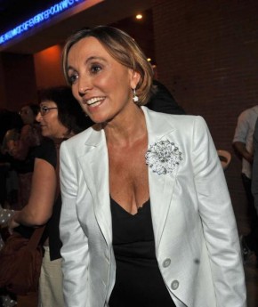 RAI: SANREMO C’E’ PER 7.000.000 EURO ALL’ANNO PER TRE ANNI