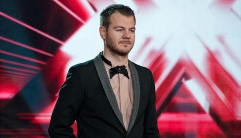 ASCOLTI SATELLITE DI MARTEDI 3 GENNAIO 2011: BENE HOOK (330.000 SPETTATORI) E MAN CITY-LIVERPOOL (258.000) IN PT. X FACTOR DAILY A QUOTA 165.000