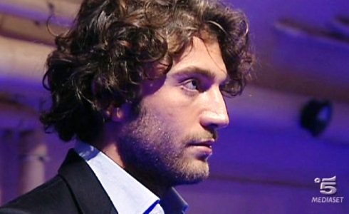 GRANDE FRATELLO 12: A LAVARE LA TESTA AL ‘CIUCCIO’ SI PERDE ACQUA, TEMPO E SAPONE