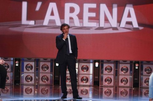 LA SFIDA DELLA DOMENICA: I BIG DI SANREMO ALL’ARENA. LUXURIA, FIOCCO DI NEVE E LA PARODI A QUELLI CHE. TORNA LA PANICUCCI SENZA BRACHINO