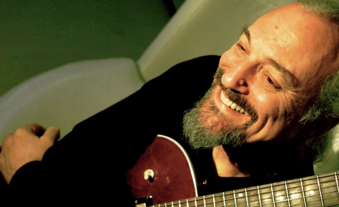 TESTI FESTIVAL DI SANREMO 2012: EUGENIO FINARDI (E TU LO CHIAMI DIO)