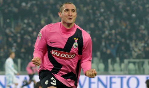 ASCOLTI SATELLITE DI SABATO 18 FEBBRAIO 2012: BENE JUVENTUS-CATANIA CHE SUPERA I 1.500.000 SPETTATORI (5.3%)